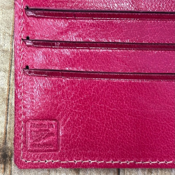 NEW Pink Leather Hand Tooled Embossed Made in Mexico Wallet Clutch Fold Open - Picture 4 of 8